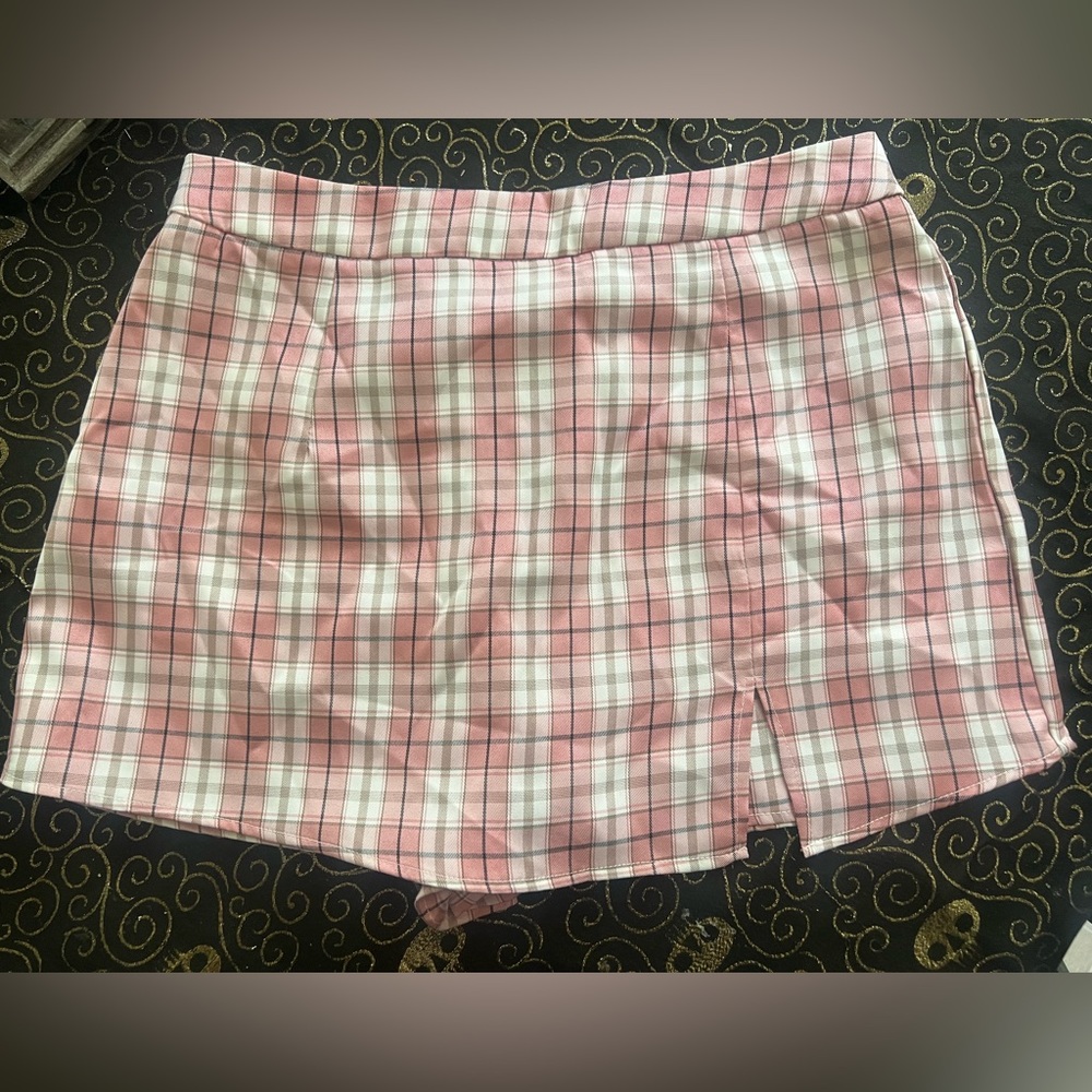 Pink plaid skort